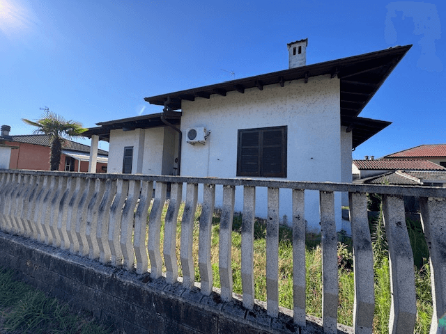 Villa unifamiliare, Gambolò