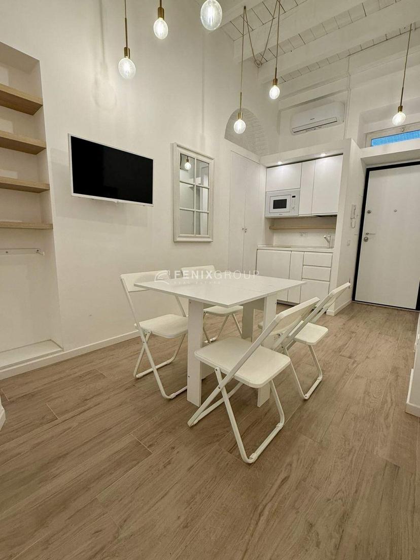 Monolocale in Via Messina 1, Milano