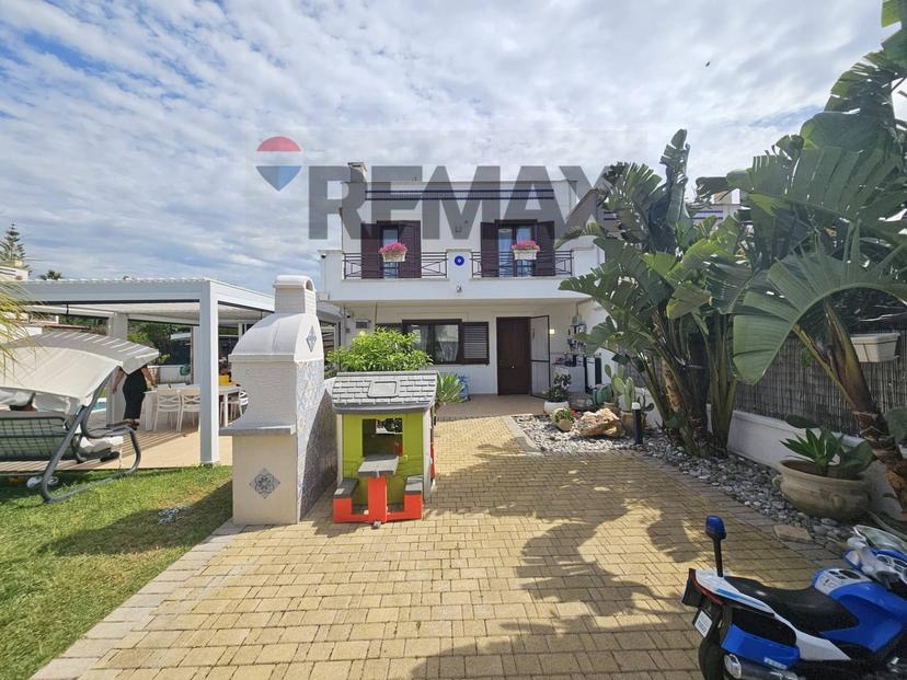 Villa in Via Segesta 4, Terrasini — foto 3 di 5