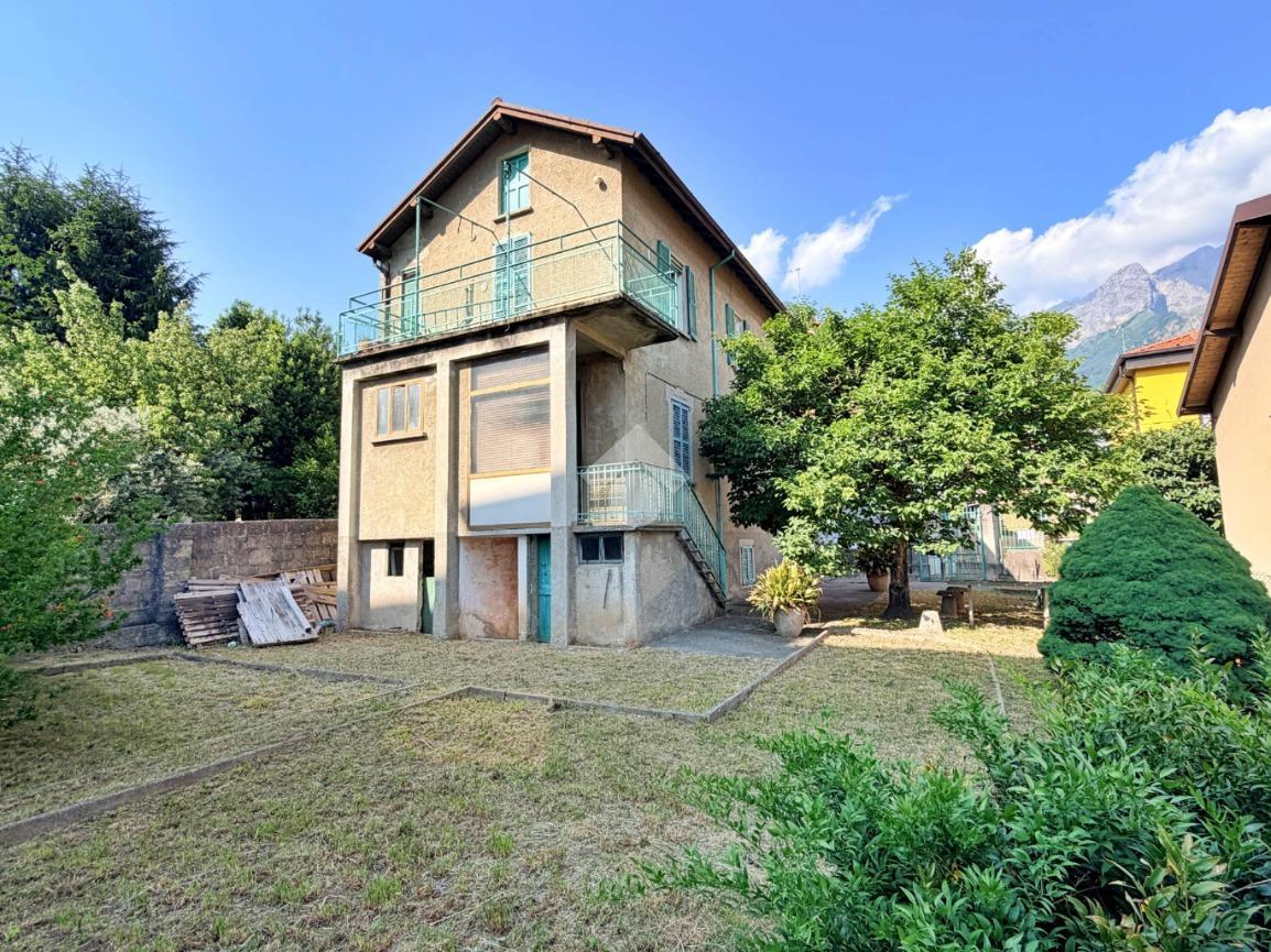 Casa indipendente in Via al Bellano 21, Mandello del Lario