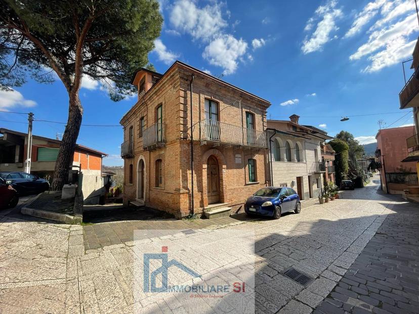 Casa indipendente in Piazza San Giuseppe, Sant'Angelo a Cupolo — foto 4 di 5