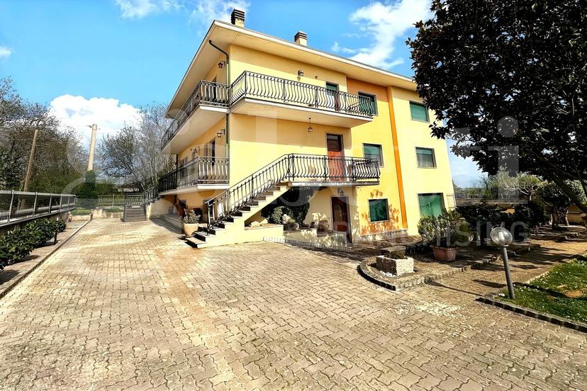 Appartamento in Via Michelangelo Buonarroti  44, Avezzano