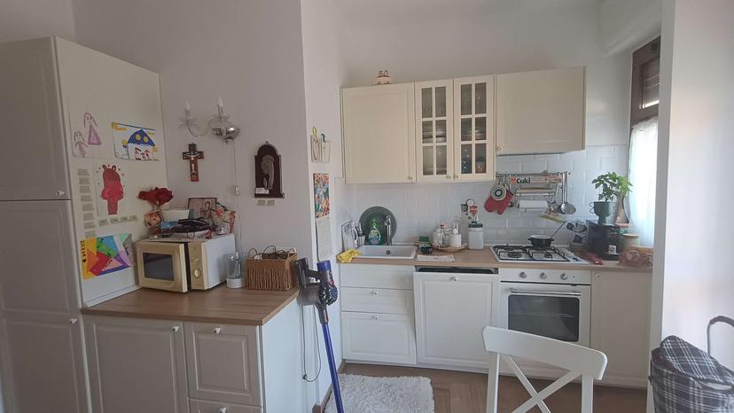 Trilocale in Via Alessandria 5, Nichelino
