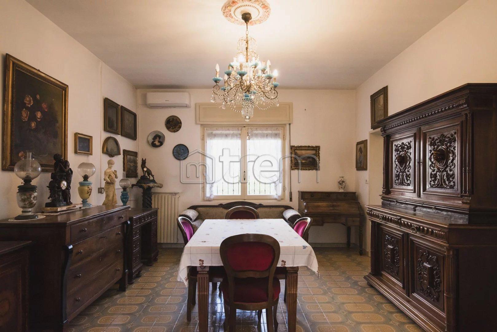 Villa in Via Magenta, N 34, San Giorgio su Legnano