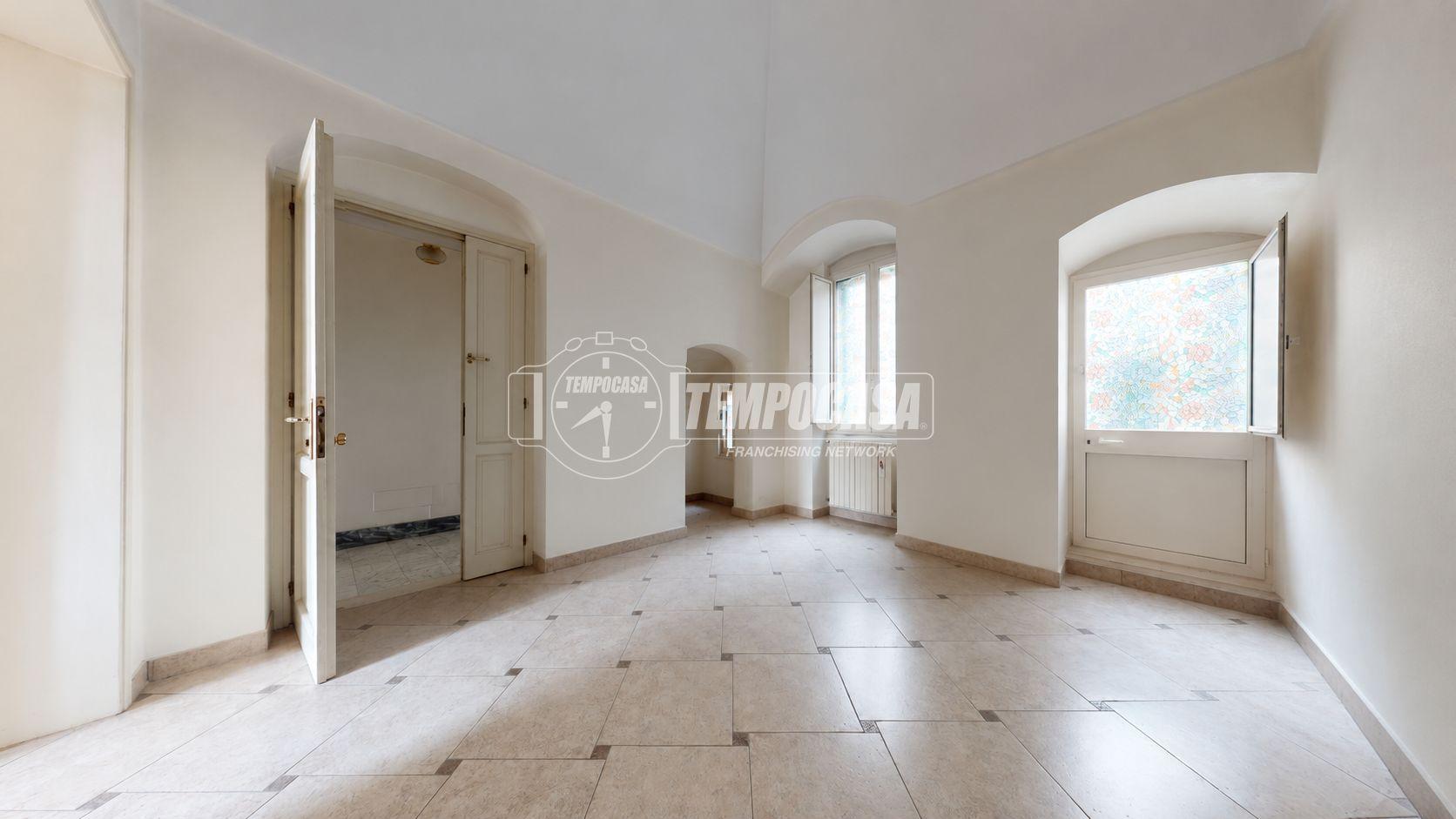 Casa indipendente in Corso Umberto I, Casamassima