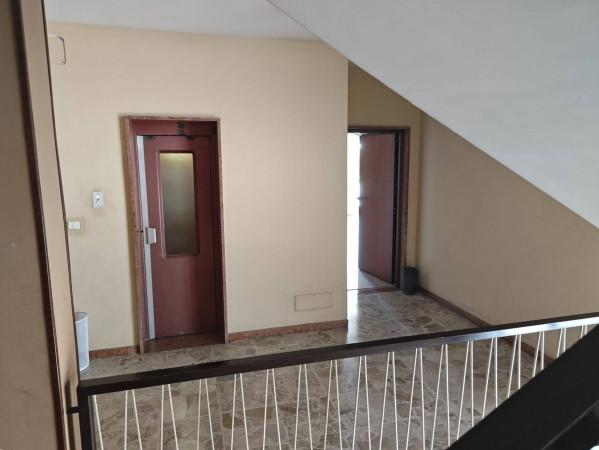 Trilocale in Viale Giancarlo Pajetta 8, Cossato — foto 2 di 5