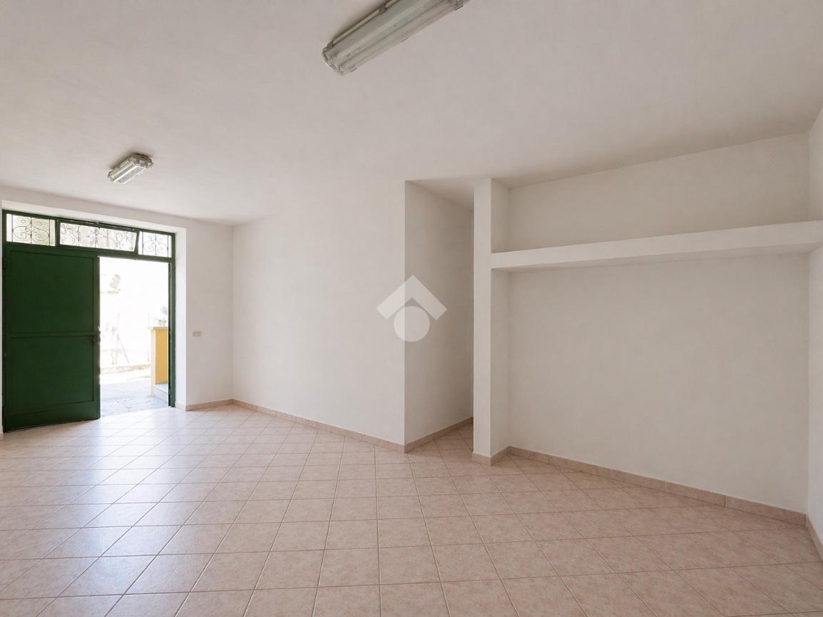 Rustico in Vicolo Bernardino Iacobini 10, Lanuvio