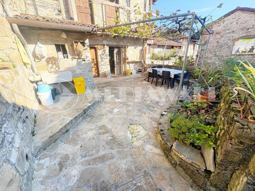 Casa indipendente, Frisanco — foto 3 di 5