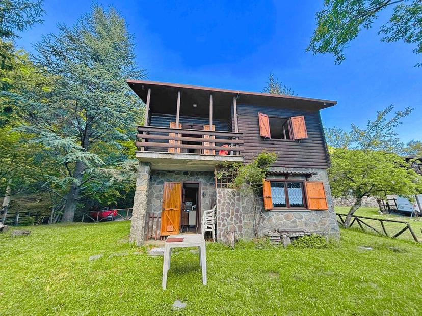 Casa indipendente in Villaggio Aracci, Zeri — foto 2 di 5