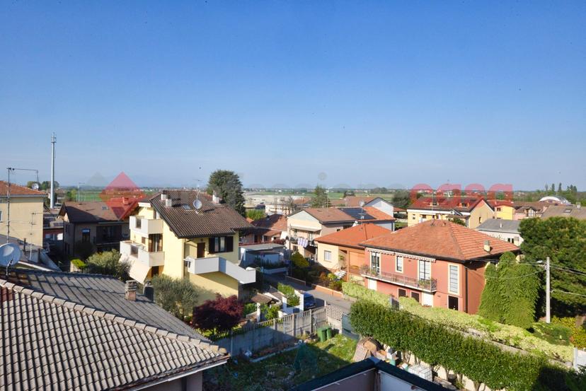 Trilocale in Via Montello 50, Ceriano Laghetto — foto 4 di 5