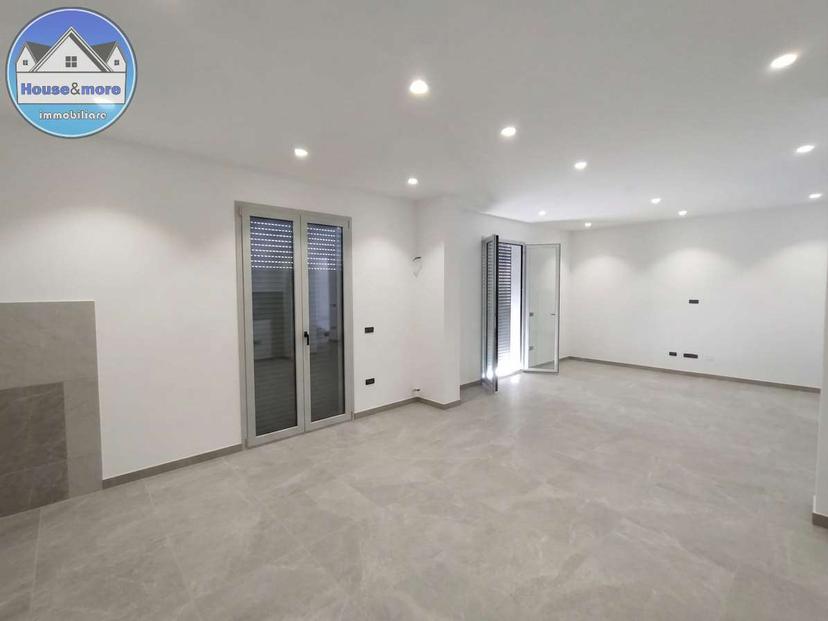 Appartamento, Taurianova — foto 2 di 5