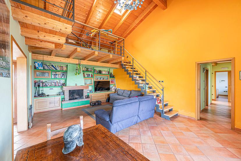Villa in Via Canale 64, Manziana