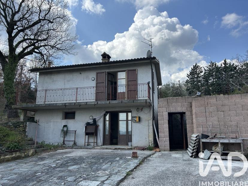 Casa indipendente in Via Contrada Vaglie, Tolentino — foto 5 di 5