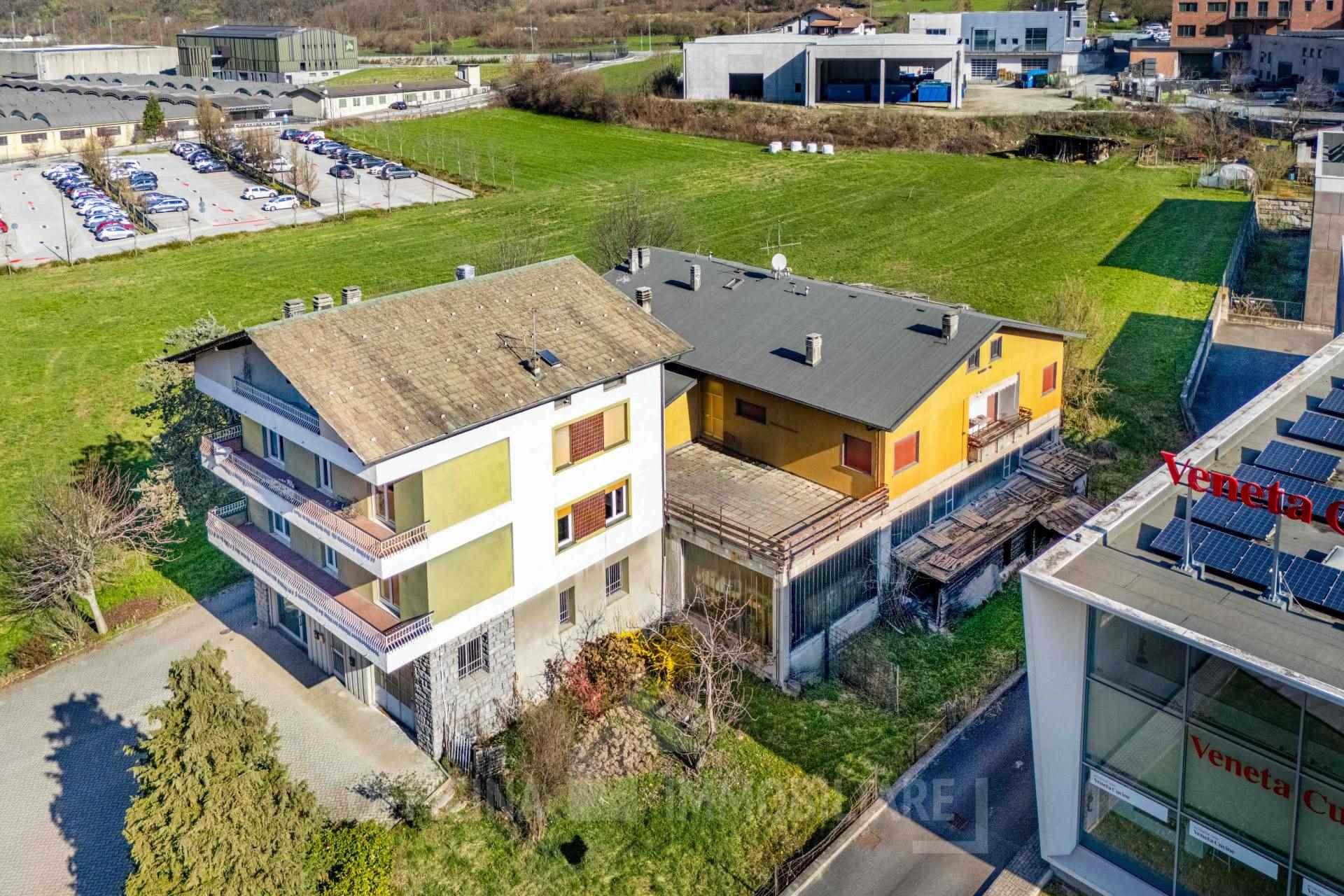 Appartamento in Via Nazionale Est, Berbenno di Valtellina