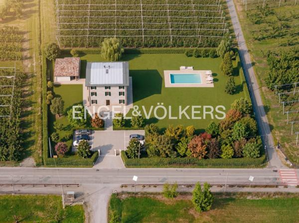 Villa in Via 25 Aprile 518, Savignano sul Panaro — foto 3 di 5