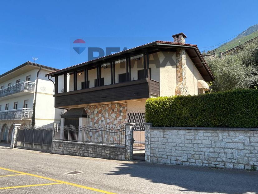 Villa, Brenzone — foto 4 di 5