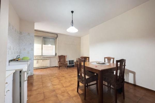 Bilocale in Via dei Glicini 20, Casale Monferrato — foto 4 di 5