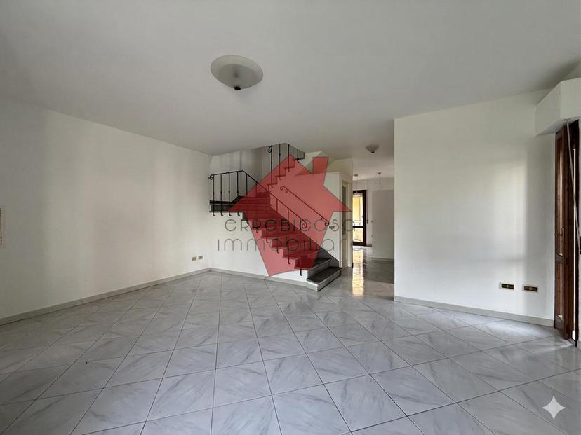 Villa a schiera in Fabio Filzi, Vinci — foto 4 di 5