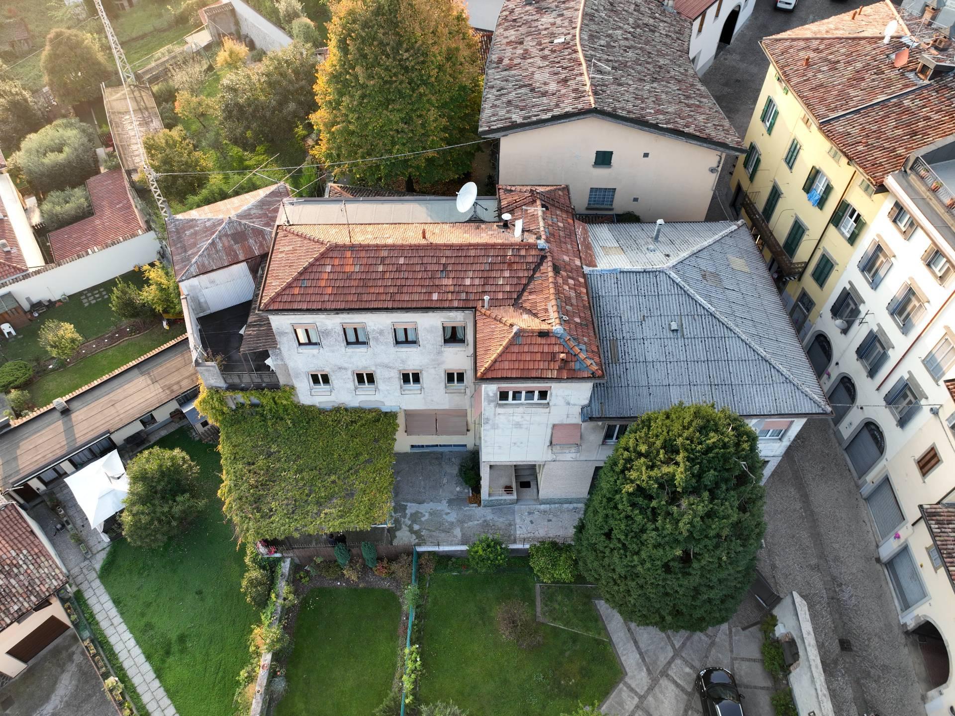 Casa indipendente, Albino