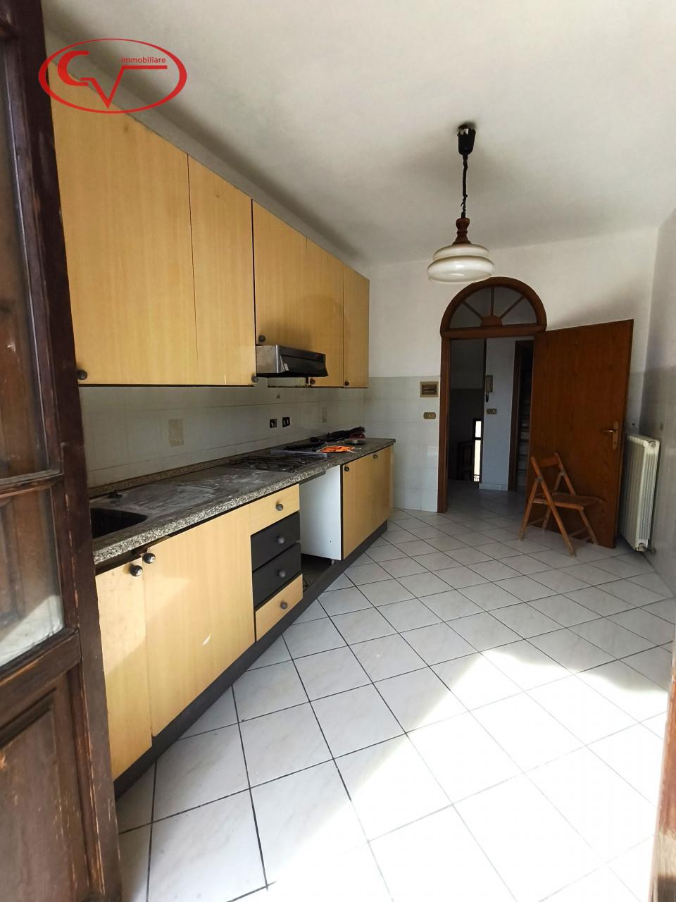 Appartamento in Via Giovanni Falcone, Bucine