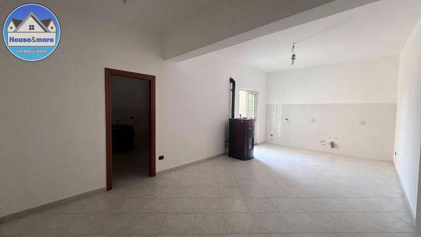 Trilocale, Gioia Tauro — foto 2 di 5