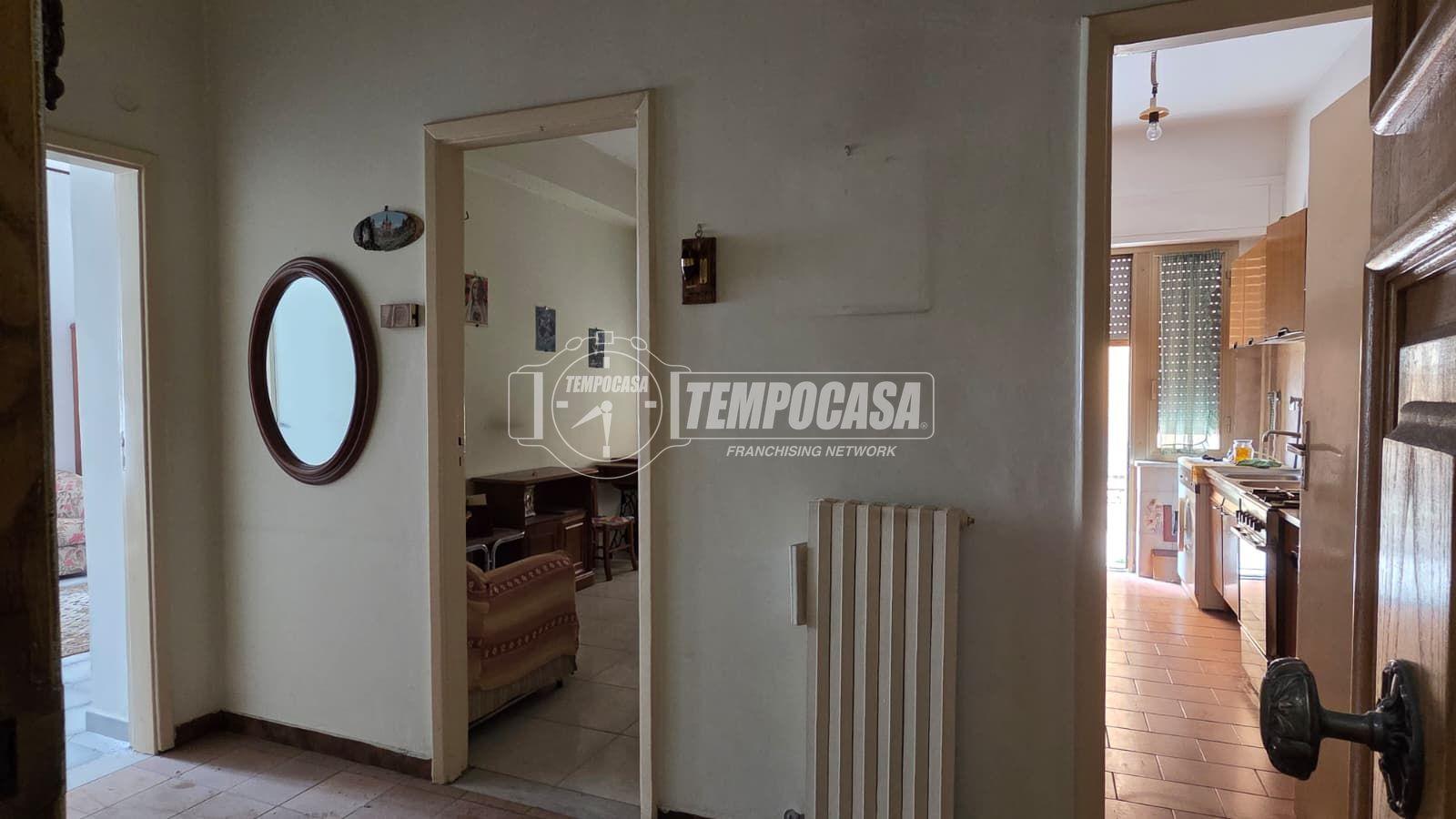 Trilocale in Viale Ferrovie Calabro - Lucane, Vibo Valentia