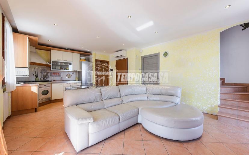 Quadrilocale in Via XXV Aprile 3, Casalgrande — foto 4 di 5