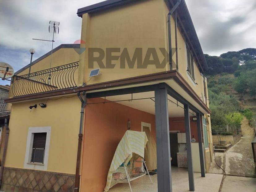 Villa in Contrada Rasalgone Snc, Piazza Armerina — foto 2 di 5