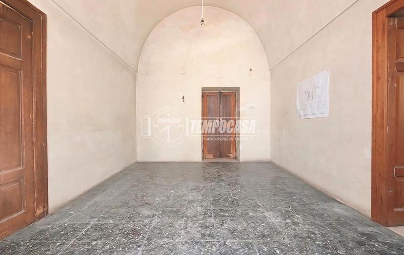 Casa indipendente in Via Fratelli Cairoli, Gioia del Colle