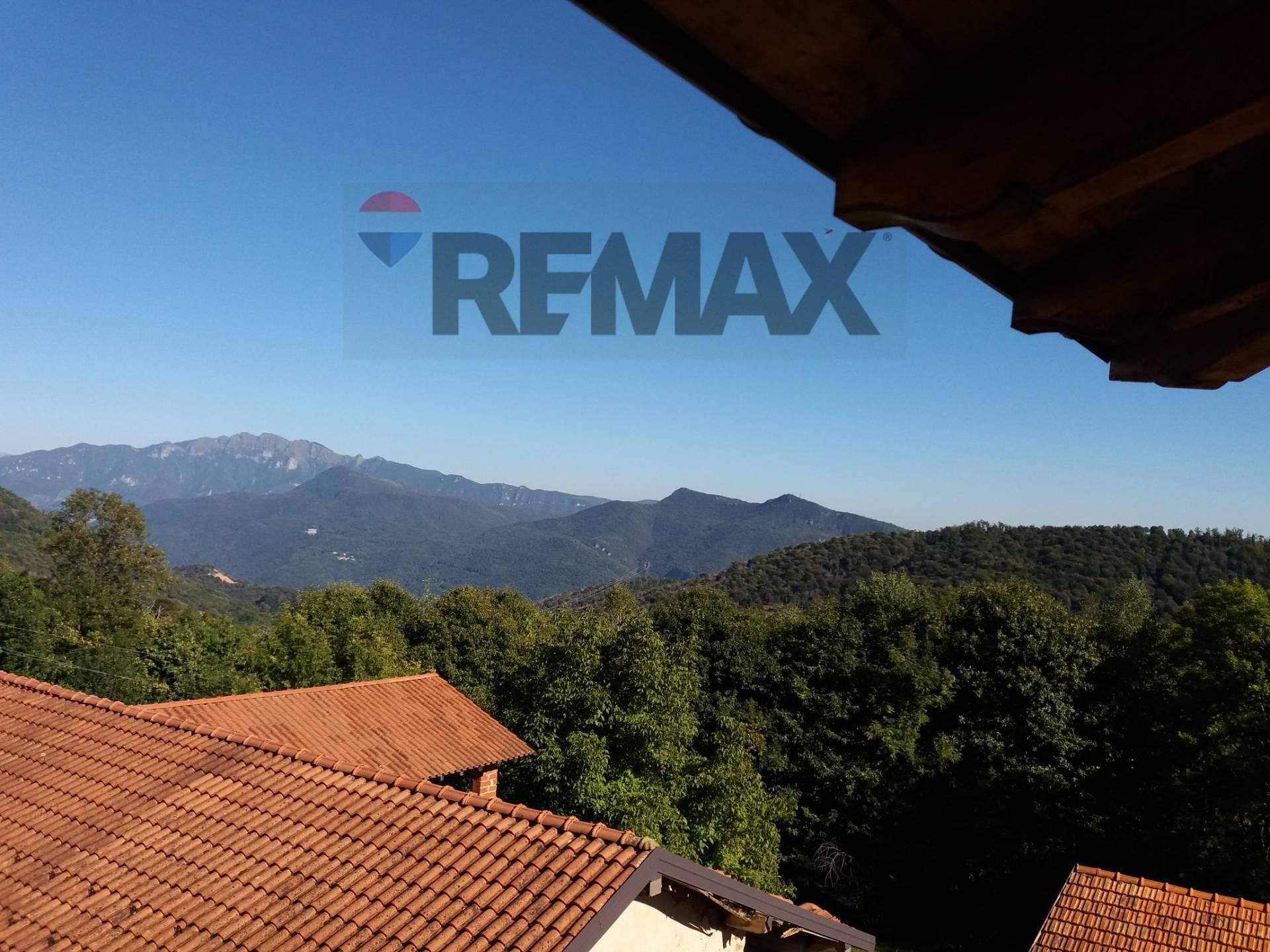 Bilocale in Via per Ganna 20, Cuasso al Monte