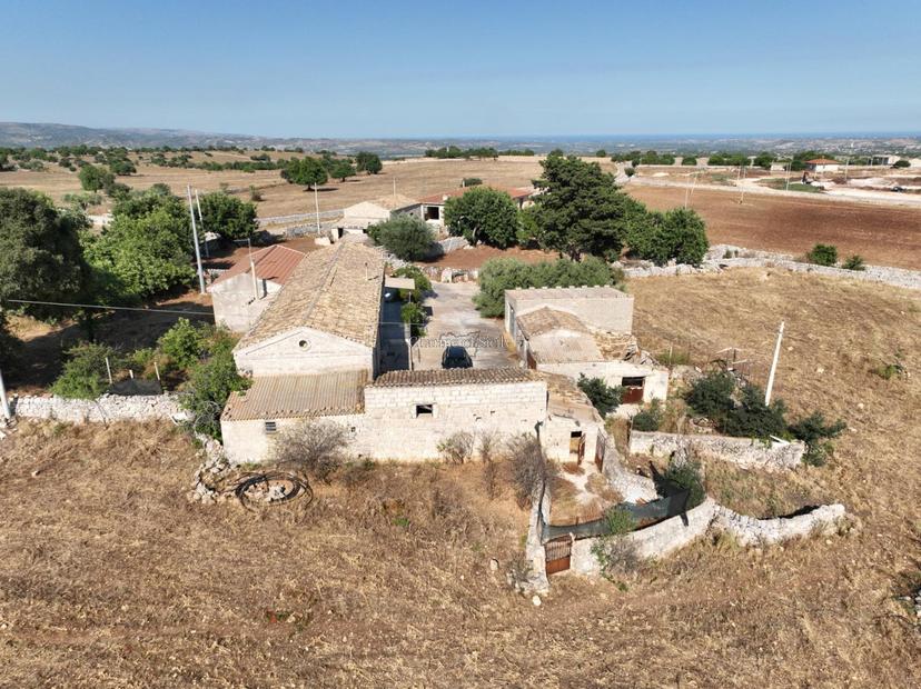 Casa indipendente in Contrada Commaldo Superiore, Rosolini — foto 3 di 5
