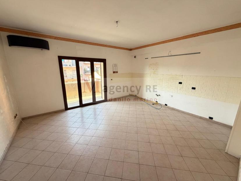 Quadrilocale in Via Abate Sant'Elia 22, Reggio di Calabria — foto 2 di 5