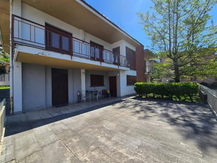 Villa in Via Cesura 32, Lecco — foto 5 di 5