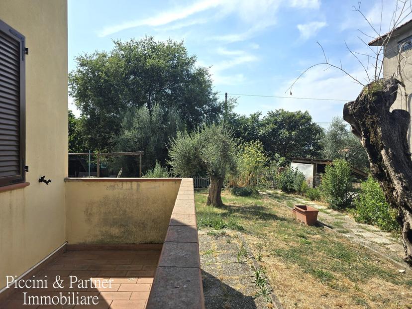 Villa a schiera in Via del Fossatone, Magione — foto 3 di 5