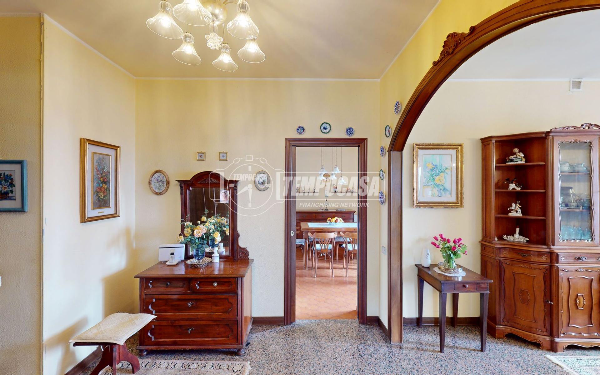 Casa indipendente in Via Fonti San Lorenzo, Recanati