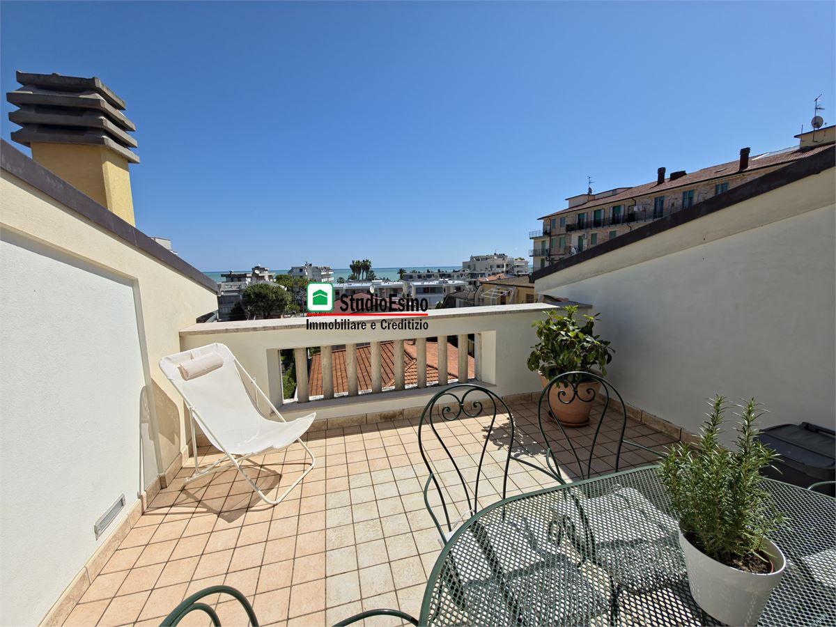 Trilocale in Via Parini 22, Grottammare