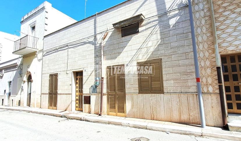 Casa indipendente in Via Vittorio Alfieri 10, Adelfia — foto 2 di 5