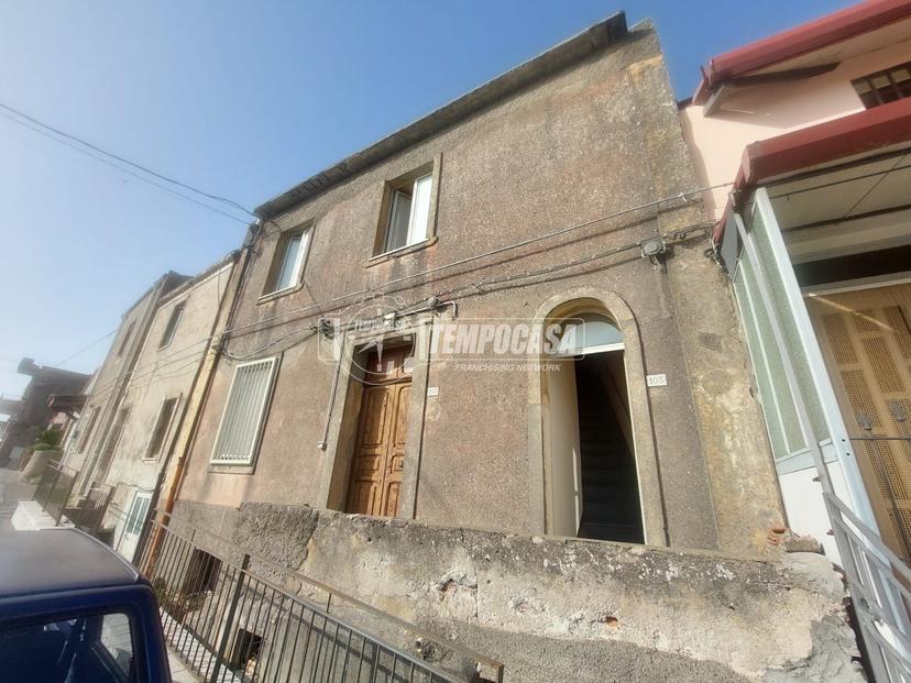 Trilocale in Borgo G. Verga, San Filippo del Mela — foto 4 di 5
