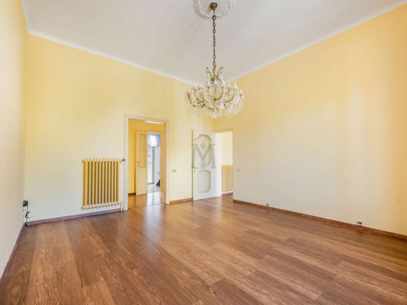 Appartamento in Viale dei Mille 36, Reggio nell'Emilia
