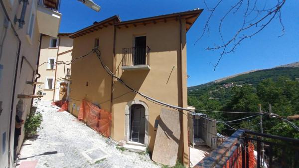 Terratetto unifamiliare in Via Cicisbei 2, Lucoli