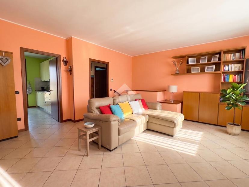 Villa in Via Milano 6, Grezzago — foto 3 di 5
