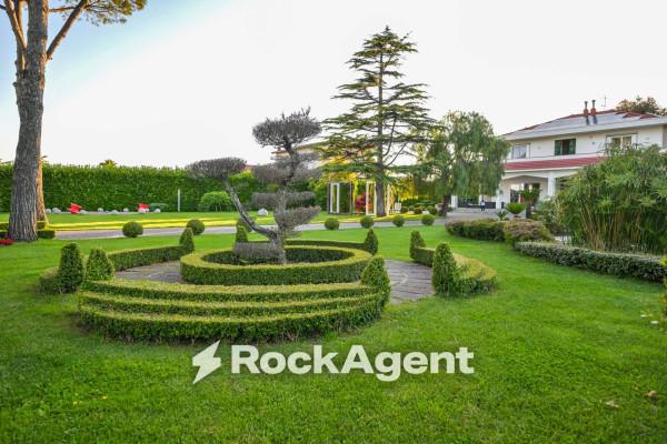 Villa bifamiliare in Via Mare Mediterraneo 44, Pontecagnano Faiano