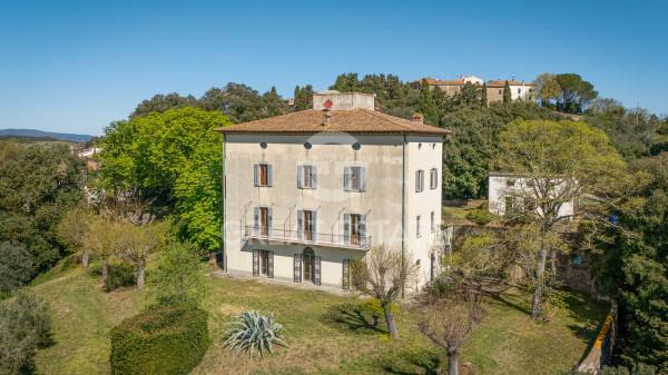 Villa plurifamiliare in Piazza Sant'Anna, Pomarance — foto 2 di 5