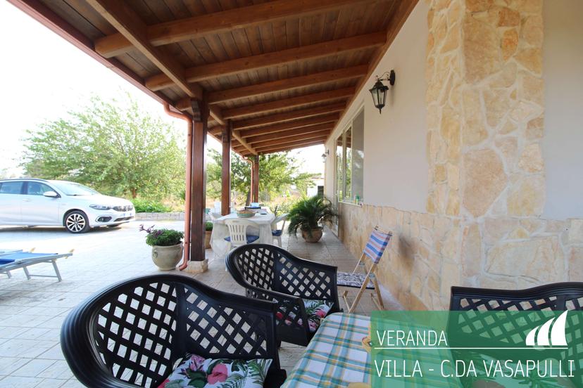 Villa unifamiliare in C.da Vasapulli Snc, Mesagne — foto 3 di 5