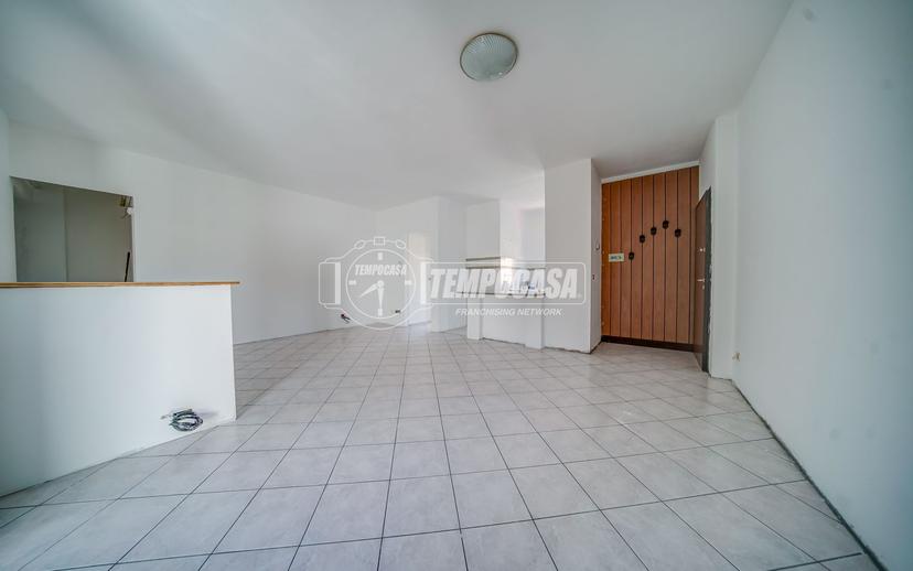 Monolocale in Via Luciano Manara 6, Casorate Sempione — foto 4 di 5
