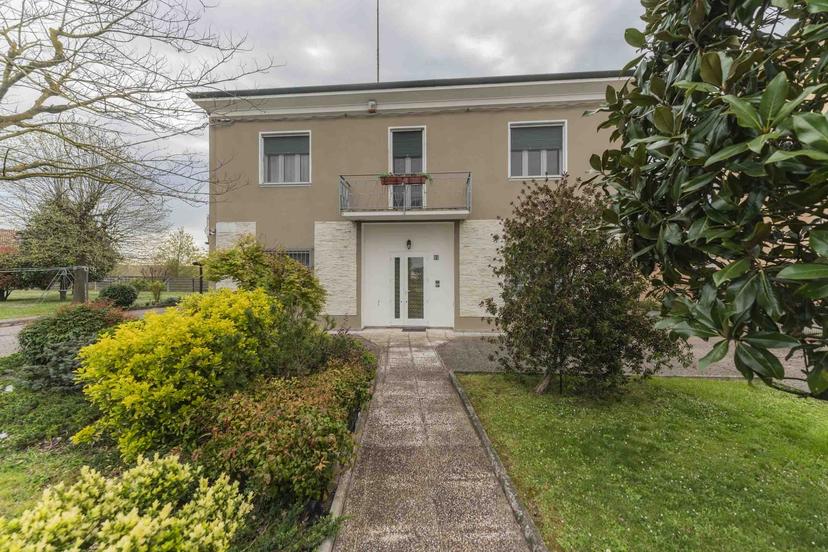 Villa unifamiliare in Via Val d'Albero 88, Argenta — foto 2 di 5