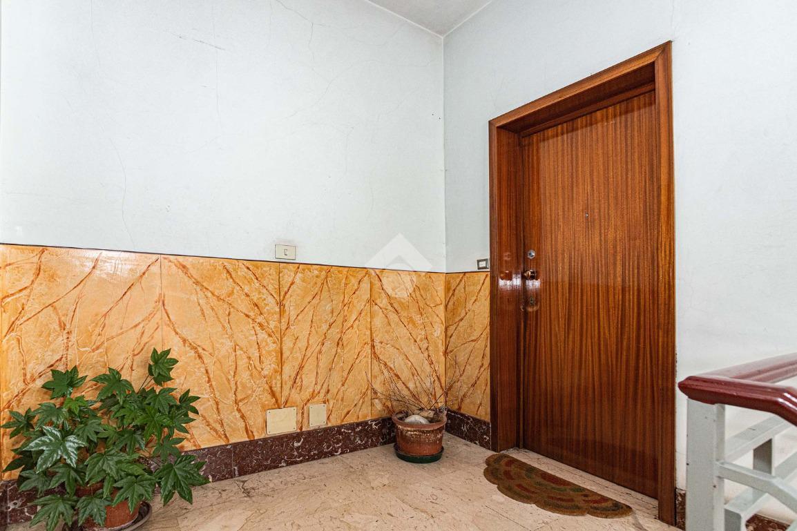 Trilocale in Via Mazzini 1, Nole