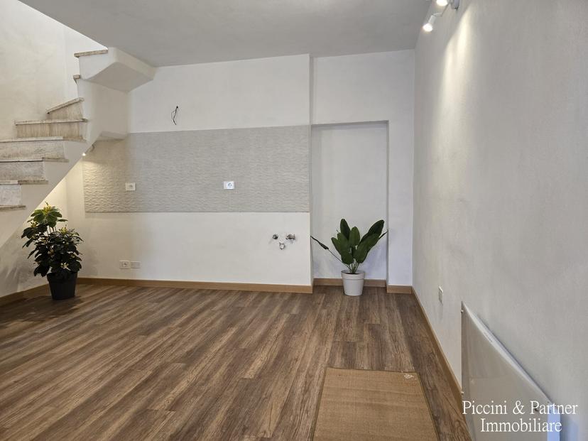 Casa indipendente in Via del Giglio, Castiglione del Lago — foto 4 di 5