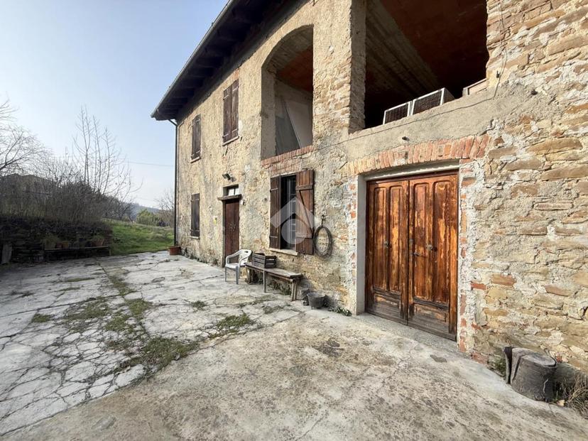 Casa indipendente in Località Valle Zani 26, Cavatore — foto 2 di 5