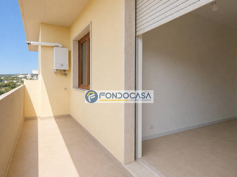Trilocale in Viale da Verazzano, Carrara